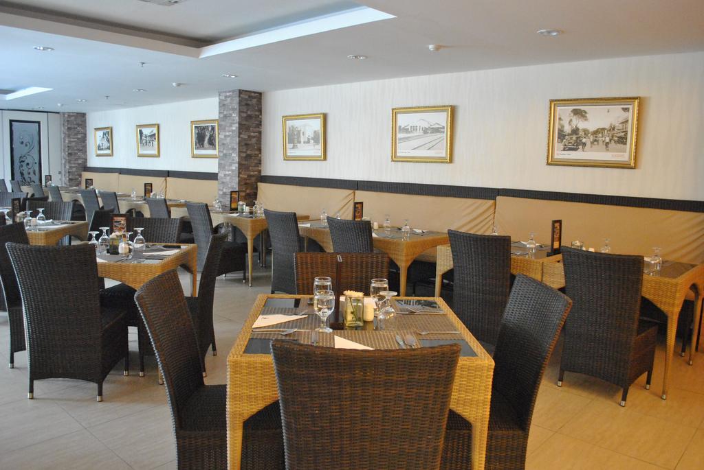 Hotel Arjuna Джокякарта Екстериор снимка