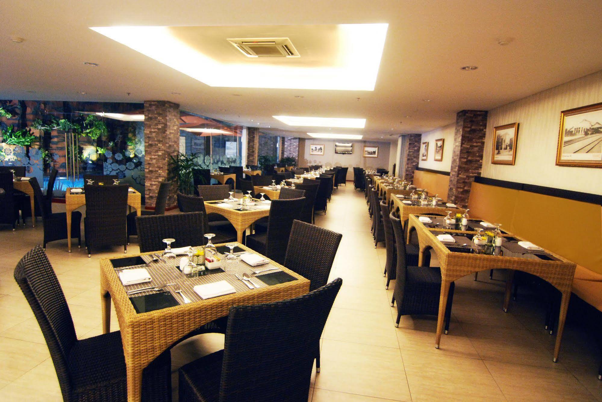 Hotel Arjuna Джокякарта Екстериор снимка