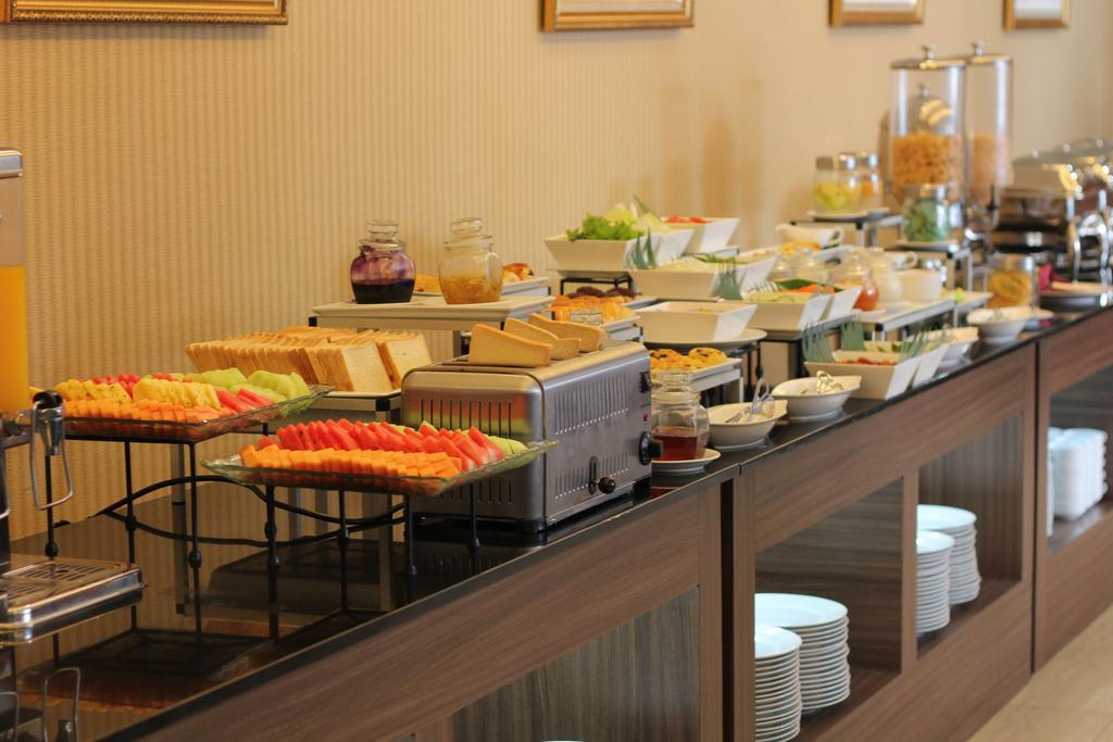 Hotel Arjuna Джокякарта Стая снимка